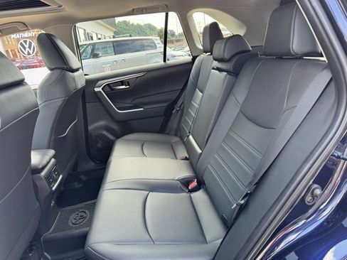 Used 2025 Toyota RAV4 XLE Premium image 9