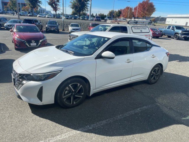 Used 2024 Nissan Sentra SV FWD image 1