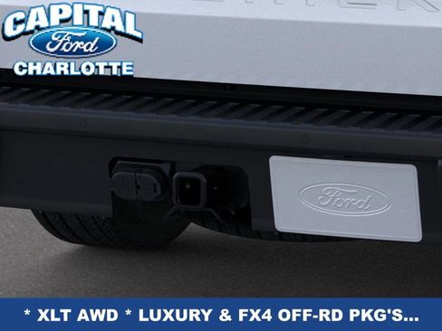 New 2025 Ford Maverick XLT w/ XLT Luxury Package image 24