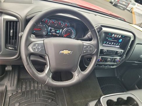 Used 2017 Chevrolet Silverado 1500 LTZ Z71 image 30