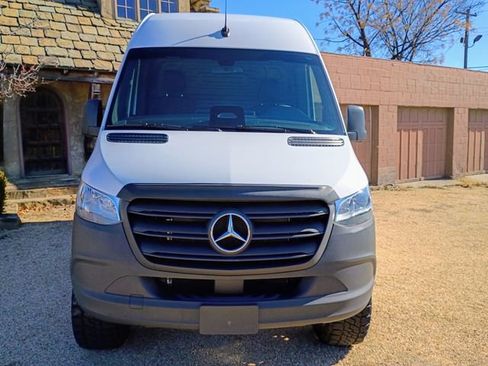 Used 2025 Mercedes-Benz Sprinter 2500 image 2