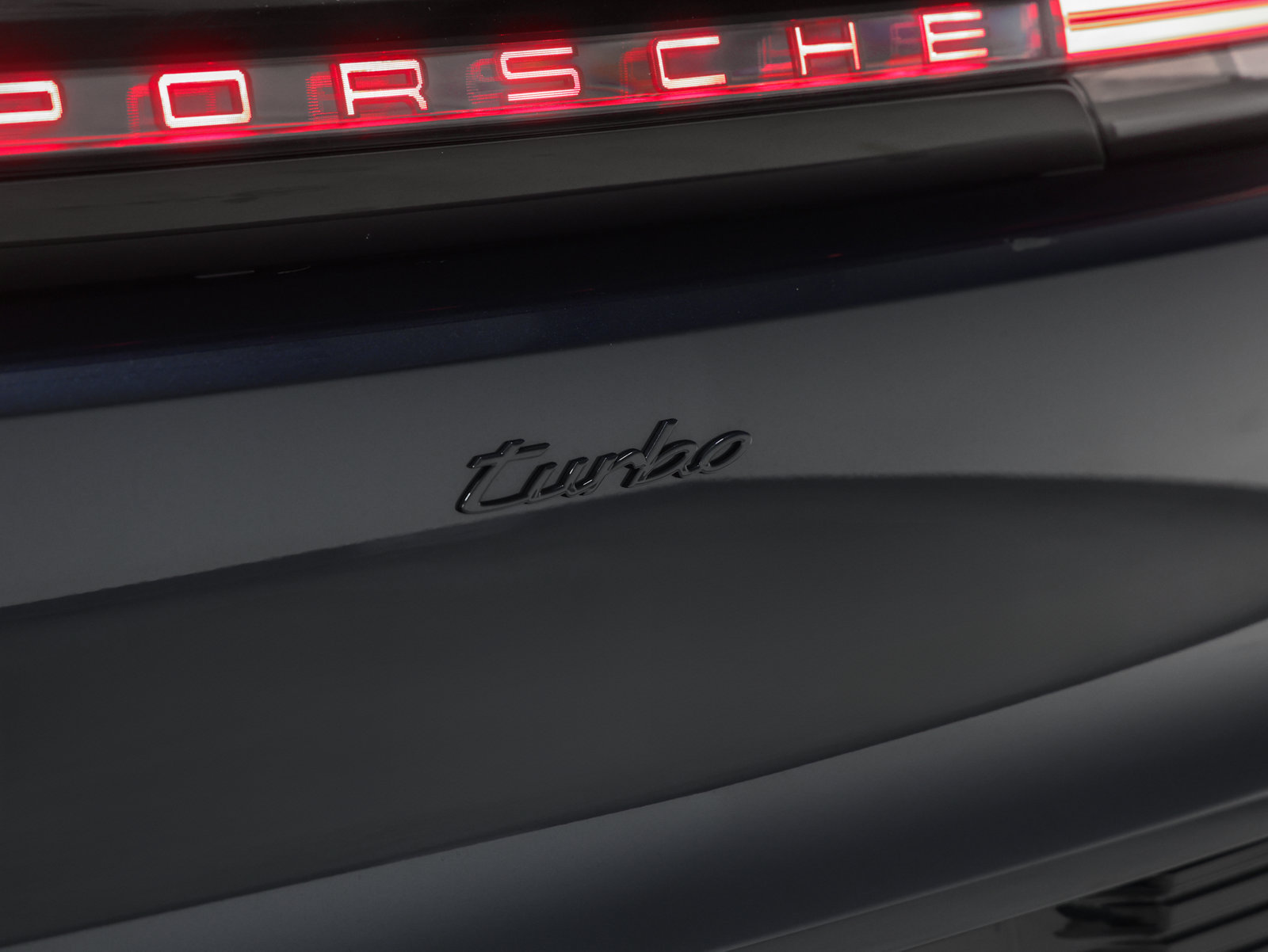 Certified 2026 Porsche Cayenne Turbo AWD/4WD image 22