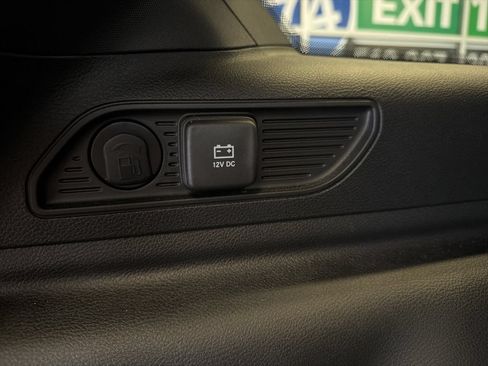 Used 2025 Jeep Grand Cherokee Limited 4xe AWD/4WD image 12