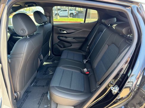 New 2026 Buick Envista Preferred FWD image 9