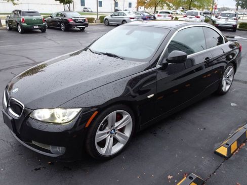 Used 2010 BMW 335i Convertible image 13
