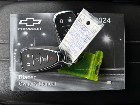 Used 2024 Chevrolet Blazer LT w/ Midnight/Sport Edition image 39