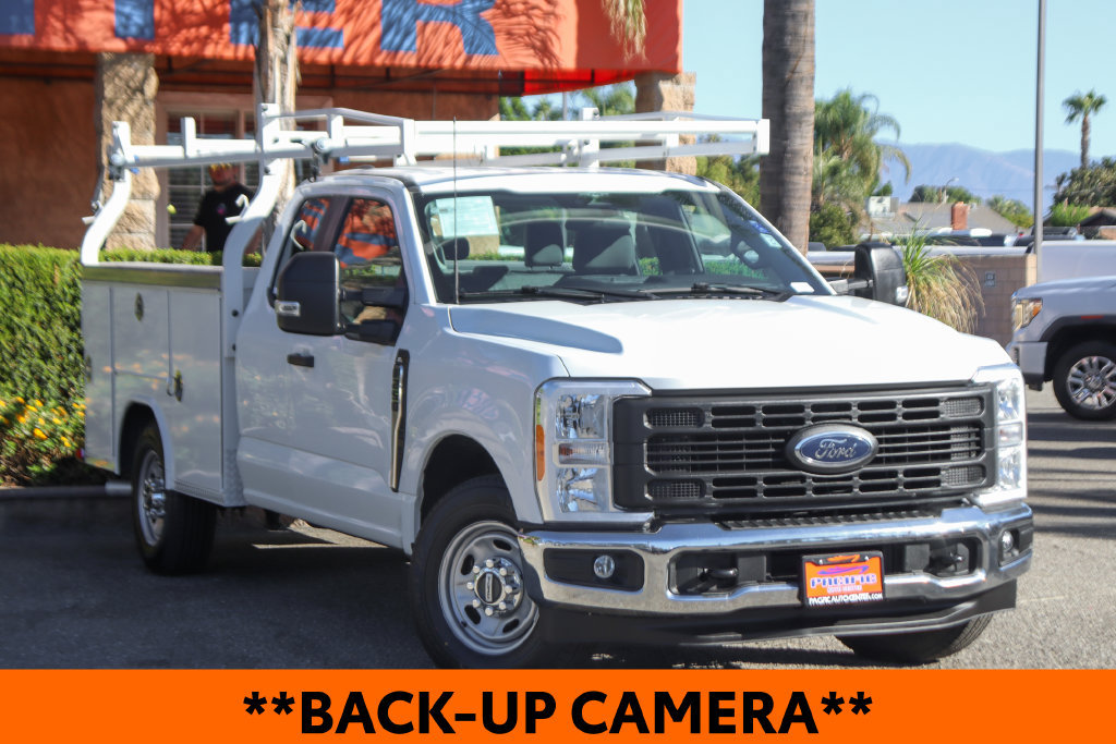 Used 2023 Ford F250 XL w/ XL Chrome Package RWD image 2