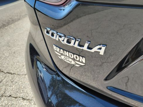Used 2021 Toyota Corolla LE FWD image 9