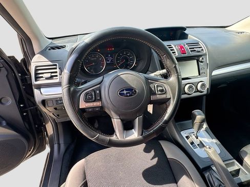 Used 2017 Subaru Crosstrek 2.0i Premium AWD/4WD image 11