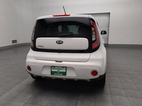 Used 2019 Kia Soul + FWD image 7