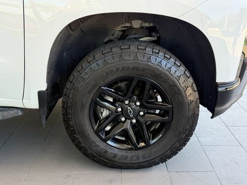 Used 2021 Chevrolet Silverado 1500 LT Trail Boss w/ Convenience Package II AWD/4WD image 20