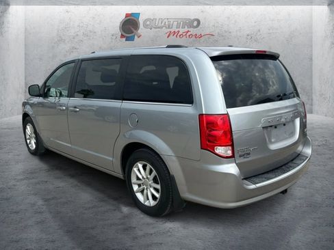 Used 2019 Dodge Grand Caravan SXT FWD image 3