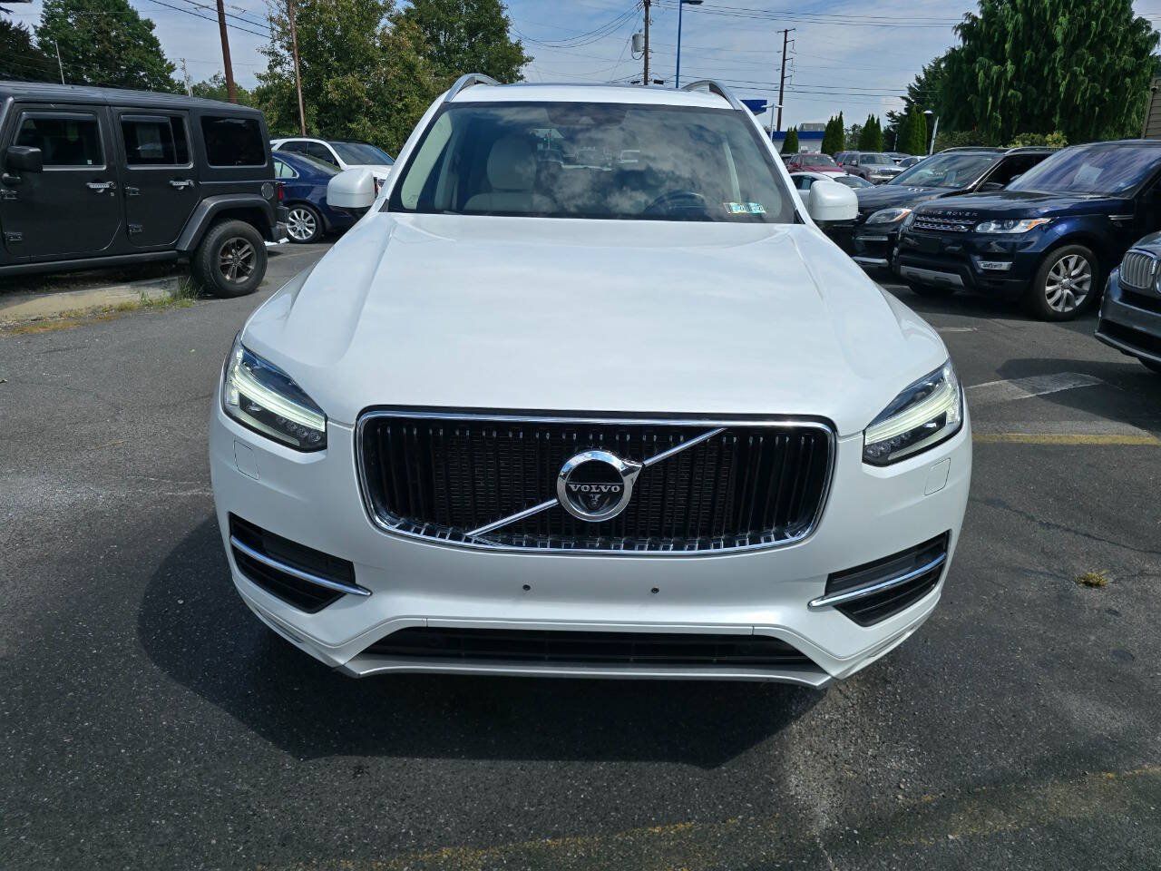 Used 2019 Volvo XC90 T6 Momentum w/ Advanced Package AWD/4WD image 6