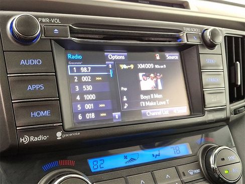 Used 2015 Toyota RAV4 Limited image 19