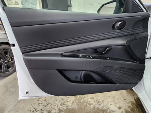 New 2026 Hyundai Elantra Sport image 21