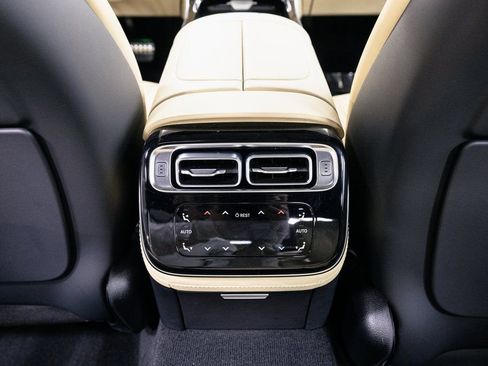 Certified 2024 Mercedes-Benz S 63 AMG S image 31