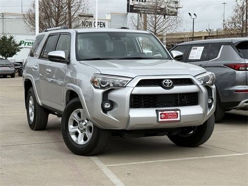 Used 2024 Toyota 4Runner SR5 image 1