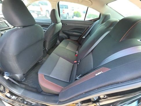 Used 2021 Nissan Versa SR image 23