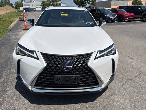 Used 2020 Lexus UX 250h w/ Premium Package AWD/4WD image 2