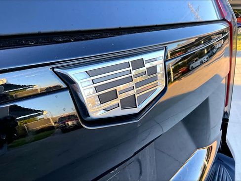 Used 2024 Cadillac Escalade Sport Platinum w/ LPO, ONYX Package AWD/4WD image 10