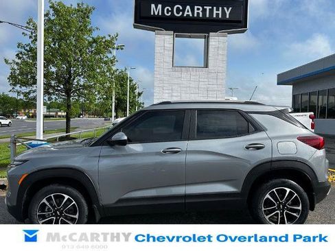 New 2026 Chevrolet TrailBlazer LT w/ Convenience Package AWD/4WD image 2