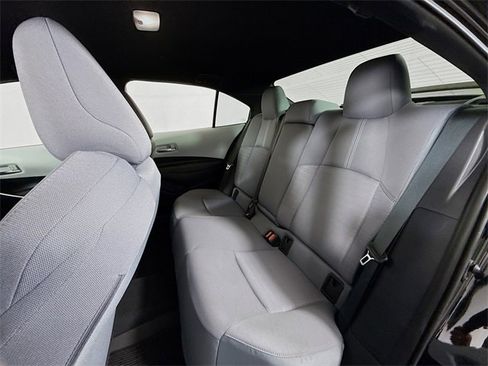 Certified 2025 Toyota Corolla SE image 8