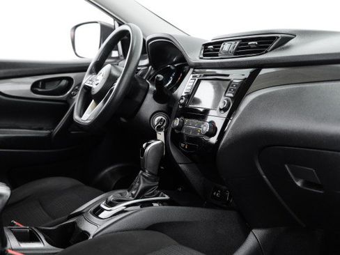 Used 2019 Nissan Rogue Sport S FWD image 21