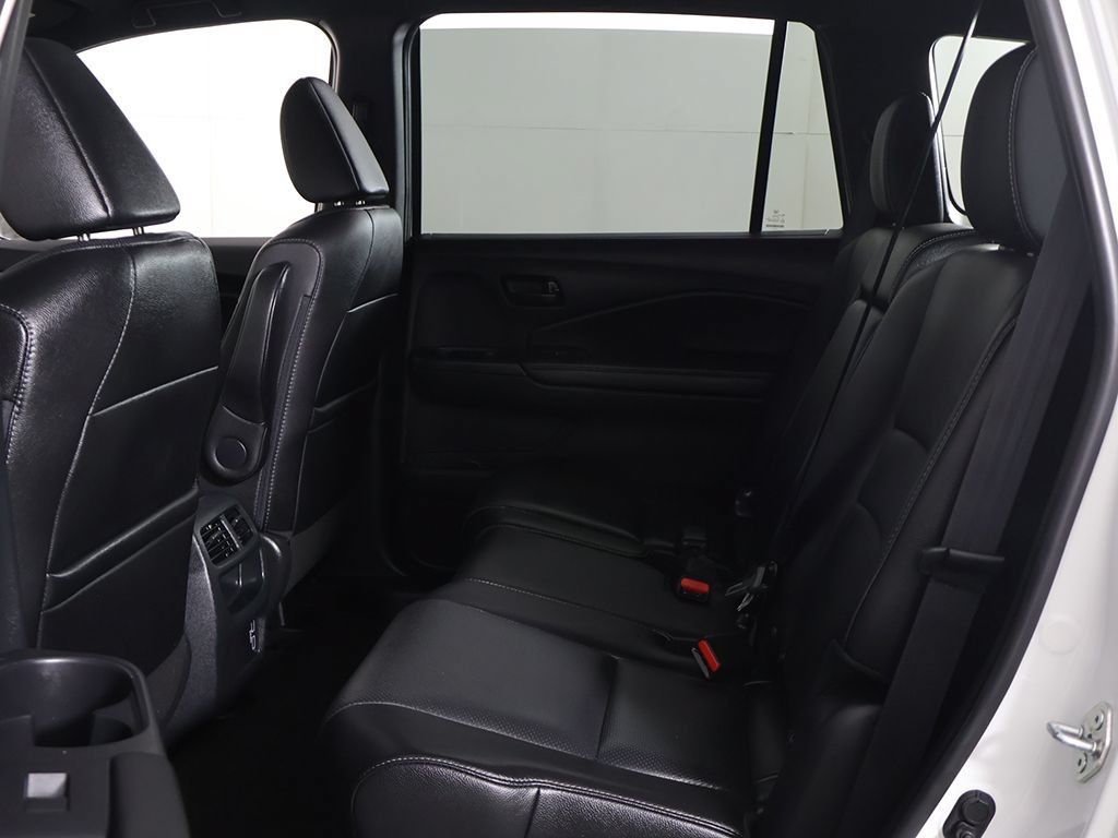 Used 2023 Honda Passport EX-L image 29