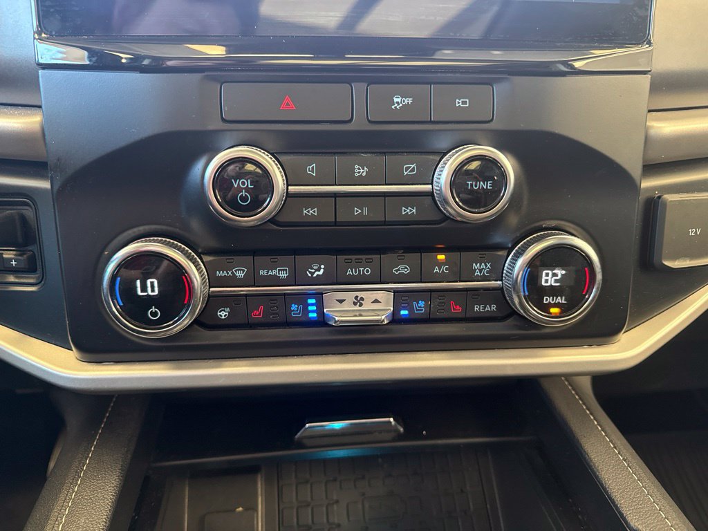 Used 2022 Ford Expedition Max XLT AWD/4WD image 22