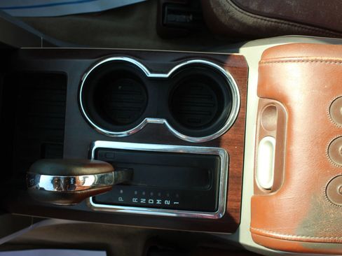 Used 2013 Ford F150 King Ranch w/ King Ranch Luxury Pkg image 15