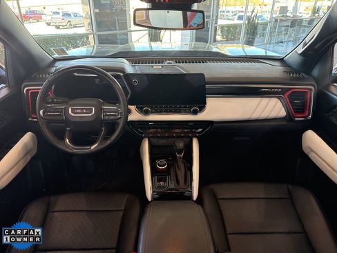 Used 2023 GMC Canyon AT4X image 18