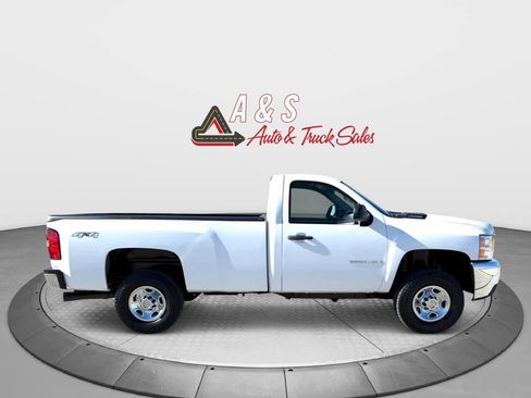 Used 2009 Chevrolet Silverado 2500 W/T AWD/4WD image 6