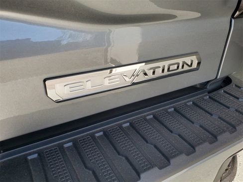 New 2026 GMC Sierra 1500 Elevation image 28