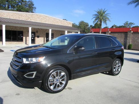 Used 2015 Ford Edge Titanium w/ Technology Package FWD image 4