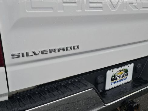 Used 2019 Chevrolet Silverado 1500 W/T w/ WT Convenience Package AWD/4WD image 15