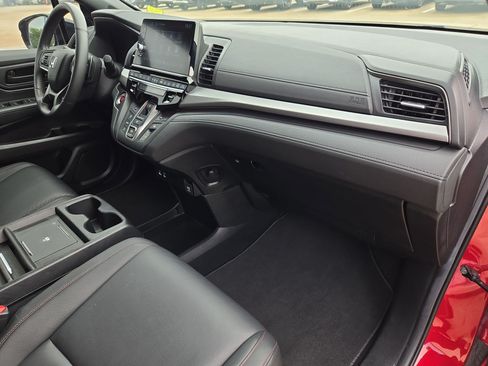 Used 2026 Honda Odyssey Sport-L image 32