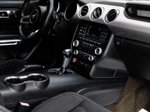 Used 2017 Ford Mustang GT image 22