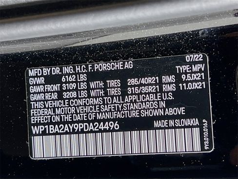Certified 2023 Porsche Cayenne Coupe image 34