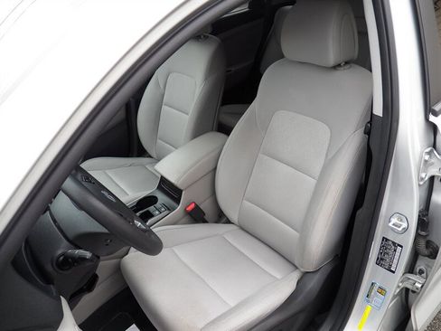 Used 2017 Hyundai Tucson SE image 8