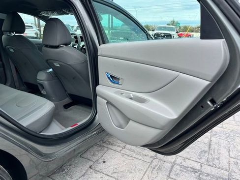 New 2026 Hyundai Elantra Sport w/ Cargo Package FWD image 19
