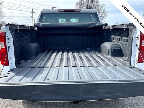Used 2024 Chevrolet Silverado 1500 W/T w/ Z71 Off-Road Package AWD/4WD image 35