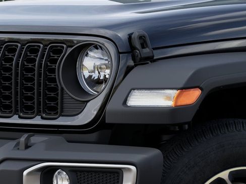 New 2025 Jeep Gladiator Sport image 40