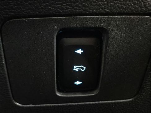 Used 2022 Ford F450 Lariat w/ Lariat Value Package AWD/4WD image 21