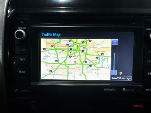 Used 2015 Toyota Tacoma SR5 w/ SR5 Package image 29