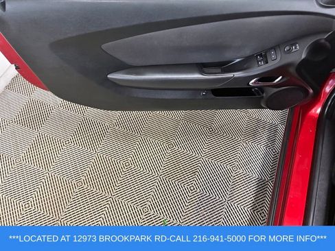 Used 2014 Chevrolet Camaro LT RWD image 8