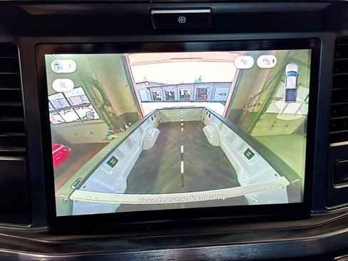 Used 2025 Ford F350 Lariat image 27