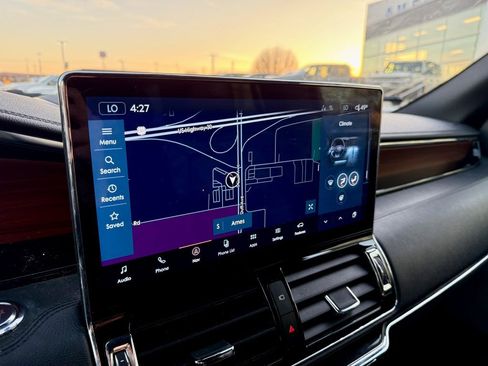 Used 2022 Lincoln Navigator L Reserve image 23