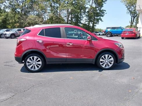 Used 2019 Buick Encore Preferred FWD image 3
