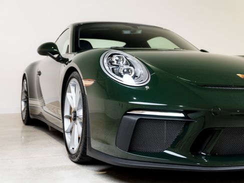 Used 2018 Porsche 911 GT3 RWD image 15