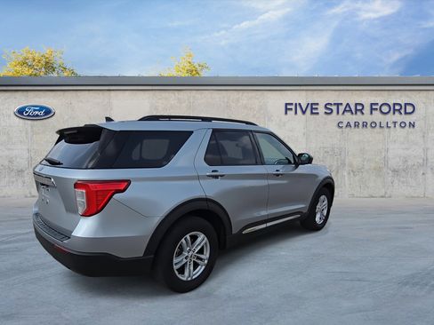 Certified 2022 Ford Explorer XLT image 9